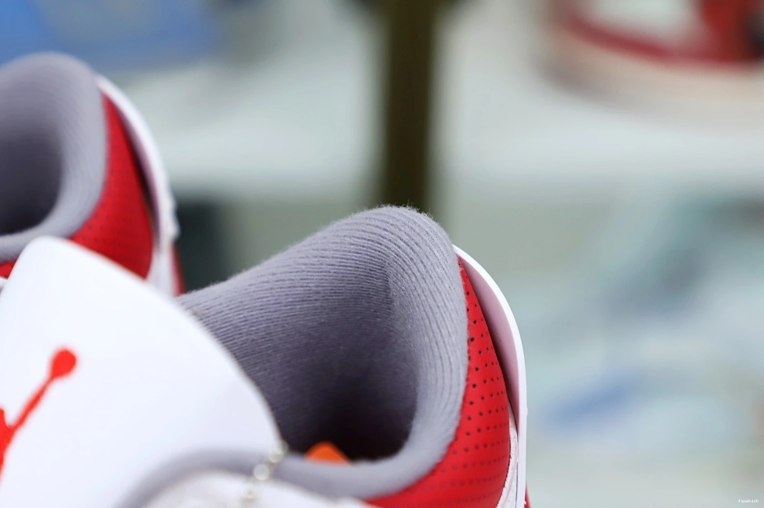 AIR 3RETRO